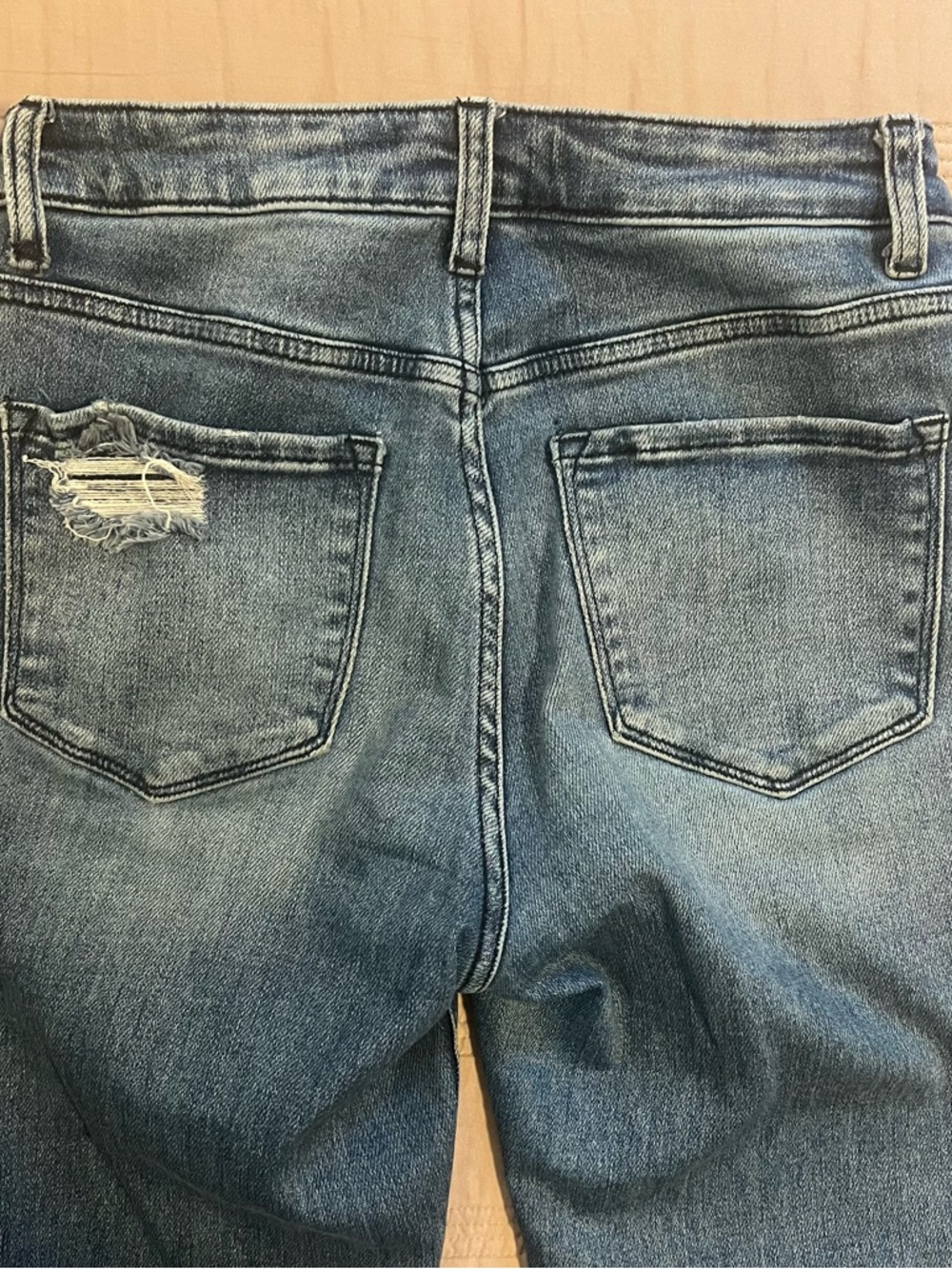 Vervet Vintage-Inspired High-Rise Blue Cropped Flare Jeans Frayed Stretch - Picture 5 of 6